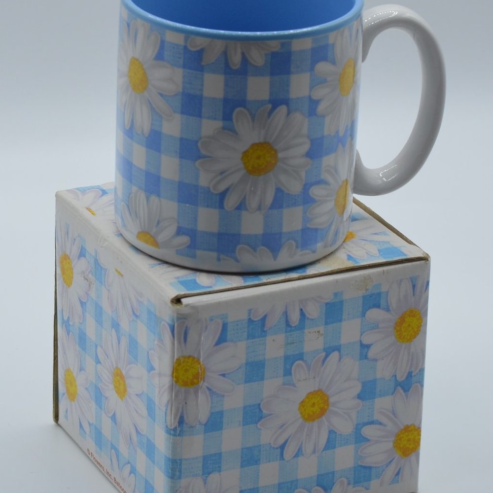 Burton & Burton Daisy Mug
